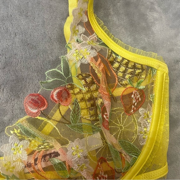 New! For love and lemons Mirabelle Underwire Bra cherry pineapple 24550 - Picture 9 of 12